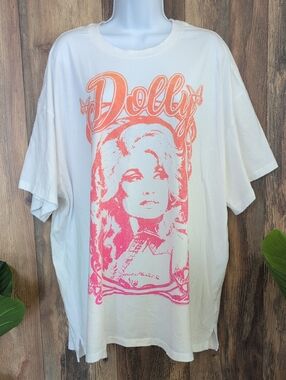 GAP White Tee with Coral-Pink Dolly Parton Graphic Oversized TShirt XL    W260